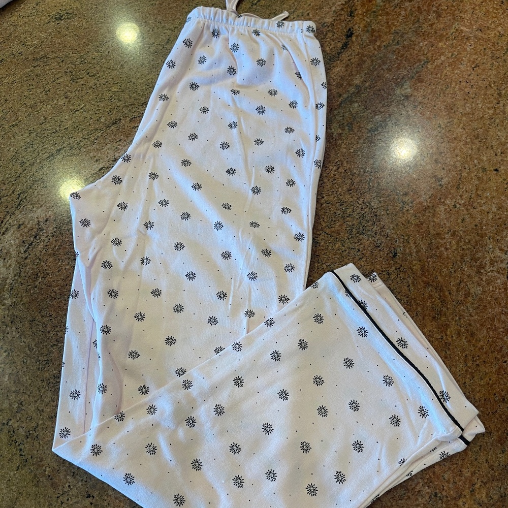 NEW! Liz Claiborne Pink Brushed Knit 2 Piece Pajama Set Size Small NWT! - Picture 4 of 8